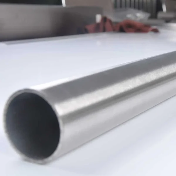 round-square-and-slot-tubes-engineered-for-safety-aesthetics-2