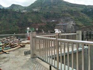 Stainless steel pipes used in outdoor guardrails
